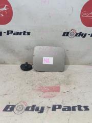 Лючок бензобака NISSAN PRIMERA WTP12 1 ракурс