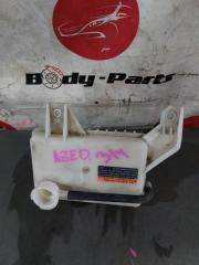 Бачок расширительный NISSAN LEAF AZE0 1 ракурс
