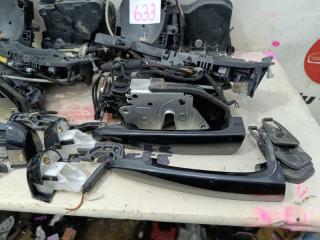 Ручка двери BMW 3 series E90 2 ракурс Ручка двери BMW 3 series E90 2 ракурс