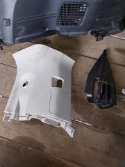 Обшивка багажника TOYOTA VOXY ZWR80 5 ракурс Обшивка багажника TOYOTA VOXY ZWR80 5 ракурс