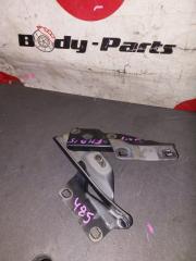 Петля капота NISSAN SUNNY FNB15 1 ракурс