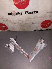 Петля капота HONDA ODYSSEY RA7 2 ракурс