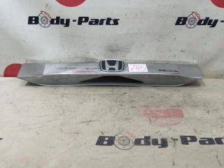 Накладка 5-й двери Honda n-box JF2 2 ракурс