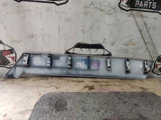 Накладка на крыло левая задняя TOYOTA NOAH ZWR80 60836-28040 2 ракурс