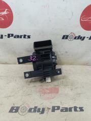 Мотор охлаждения батареи TOYOTA PRIUS ZVW55 G9230-47080 3 ракурс