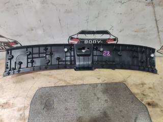 Накладка замка багажника NISSAN WINGROAD NY12 84914 CV000 2 ракурс