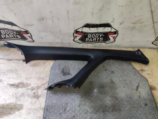 Пластик салона правый передний TOYOTA NOAH ZWR80 62210-28140 1 ракурс