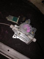 Стеклоподъемник правый задний NISSAN X-TRAIL NT30 8073089913 5 ракурс