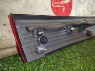 Стоп-вставка задняя NISSAN ELGRAND PE52 VQ35 8504 5 ракурс Стоп-вставка задняя NISSAN ELGRAND PE52 VQ35 8504 5 ракурс