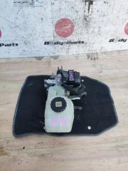 Главный тормозной цилиндр TOYOTA PRIUS ZVW55 2ZR-FXE 47210-47210 1 ракурс
