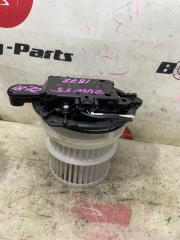Мотор печки TOYOTA PRIUS ZVW55 5272 3 ракурс