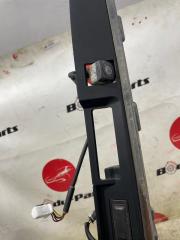 Накладка 5-й двери NISSAN ELGRAND pne52 90810 4 ракурс
