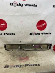 Накладка 5-й двери Honda n-box JF2 3 ракурс