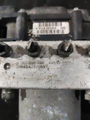 Блок abs TOYOTA AVENSIS AZT255 1AZ-FSE 44510-05050 3 ракурс