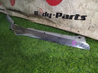 Молдинг капота передний TOYOTA COROLLA SPACIO ZZE122 1ZZ 7577013040 3 ракурс