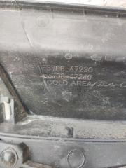 Жабо TOYOTA PRIUS ZVW55 55708-47230 4 ракурс