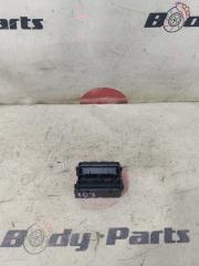 Электронный блок TOYOTA PRIUS ZVW55 8264147050 3 ракурс
