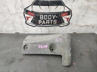 Брызговик правый передний TOYOTA MARK II GX90 76603-22040 1 ракурс