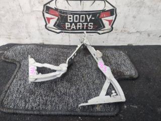 Петля капота BMW 6 series E63 7 064 159 1 ракурс