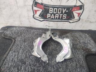 Петля капота TOYOTA CROWN GRS181 2 ракурс