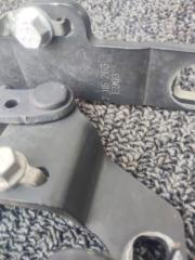 Петля капота BMW 3 series E90 7 115 263 3 ракурс