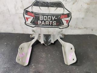 Петля капота NISSAN BLUEBIRD SYLPHY KG11 1 ракурс Петля капота NISSAN BLUEBIRD SYLPHY KG11 1 ракурс