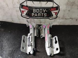 Петля капота VOLVO V40 MV48 31385071 1 ракурс Петля капота VOLVO V40 MV48 31385071 1 ракурс