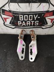 Петля капота HONDA CR-V RD1 2 ракурс