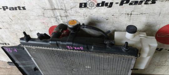 Радиатор двс NISSAN MARCH BNK12 PA66GF30 5 ракурс