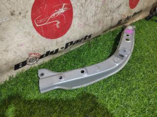 Планка телевизора правая передняя TOYOTA COROLLA FIELDER NKE165 1NZ-FXE 3 ракурс