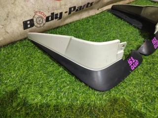 Брызговики комплект передние NISSAN BLUEBIRD SYLPHY QG10 QG18 638544M500, 638554M500 2 ракурс