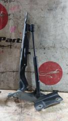 Петля капота VOLVO V60 FW48 B4164T 2 ракурс