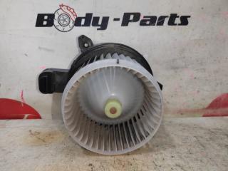 Мотор печки передний TOYOTA VOXY ZRR85 3ZR-FAE 4 ракурс