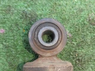 Амортизатор правый задний TOYOTA ROOMY M910A 1KR 48531B1420 4 ракурс
