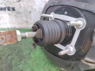Главный тормозной цилиндр передний SUBARU LEGACY BR9 EJ255 964G215T 3 ракурс