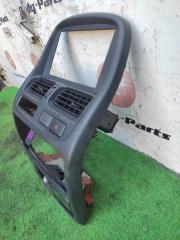 Консоль магнитофона передняя NISSAN DATSUN RMD22 QD32 68260VJ200 4 ракурс