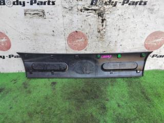 Решетка радиатора DAIHATSU TANTO LA660S KF-VE 53105B2300 5 ракурс