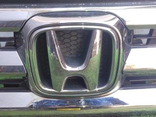 Решетка радиатора HONDA Stepwgn RK6 R20A 71123SZWN01, 71150SZWZ01 5 ракурс