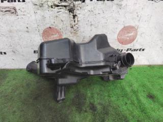 Корпус воздушного фильтра HONDA STREAM RN1 D17A 2 ракурс