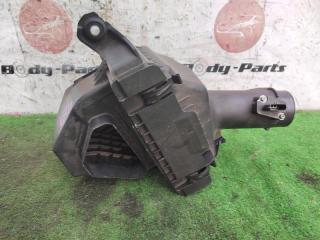 Корпус воздушного фильтра правый NISSAN FUGA PNY50 VQ35 226807S000 2 ракурс