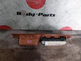 Блок упр. стеклоподьемниками правый передний TOYOTA MARK II GX110 84040-22090 2 ракурс