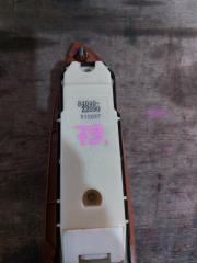 Блок упр. стеклоподьемниками правый передний TOYOTA MARK II GX110 84040-22090 3 ракурс