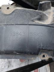 Подкрылок левый передний NISSAN LEAF ZE1 63843 5SK0A 2 ракурс