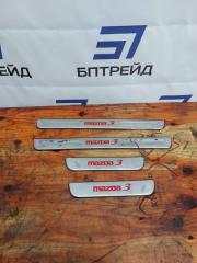 Порожек пластиковый MAZDA AXELA BK5P 1 ракурс