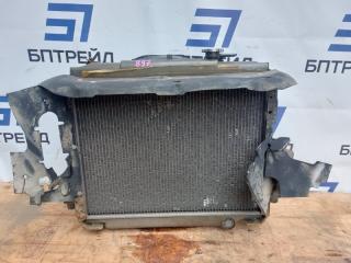 Радиатор двс NISSAN ATLAS R2F23 QD32 3 ракурс
