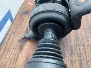 Карданный вал SUZUKI WAGON R MH95S R06D 4 ракурс Карданный вал SUZUKI WAGON R MH95S R06D 4 ракурс