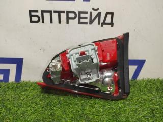 Вставка между стопов левая AUDI A4 8E ALT 8K9945093 2 ракурс Вставка между стопов левая AUDI A4 8E ALT 8K9945093 2 ракурс