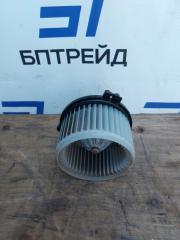 Мотор печки TOYOTA IPSUM ACM26 2 ракурс