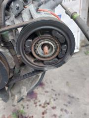Двигатель TOYOTA COROLLA FIELDER NZE144 1NZ 4 ракурс Двигатель TOYOTA COROLLA FIELDER NZE144 1NZ 4 ракурс