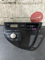 Блок управления климат-контролем TOYOTA WISH ZNE10ZNE14 75D037 1 ракурс